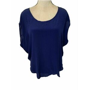 Emerson Thorp Round Neck Short sleeve silk top